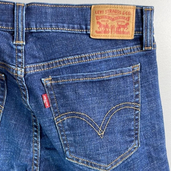 LEVIS Pedal Pusher Jeans Blue Medium Wash Red Tab Midrise Size 27 - Picture 6 of 11